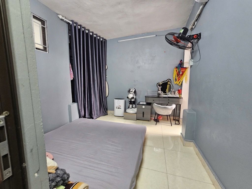 Bán nhà Đông Thiên - diện tích 23,3m2 4 tầng - Nhà 4 tầng khung cột bê tông - giá 4,8 tỷ