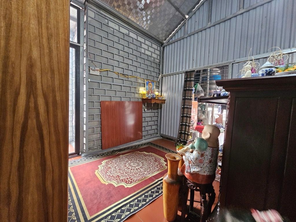 Bán nhà Đông Thiên - diện tích 23,3m2 4 tầng - Nhà 4 tầng khung cột bê tông - giá 4,8 tỷ