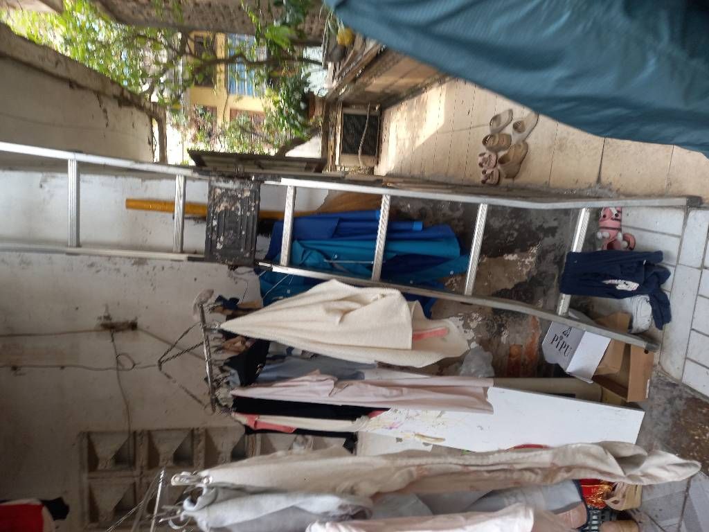 Bán nhà Thanh Nhàn - diện tích 71.3m2 2 tầng - gần công viên, ngõ thông - giá 15,8 tỷ