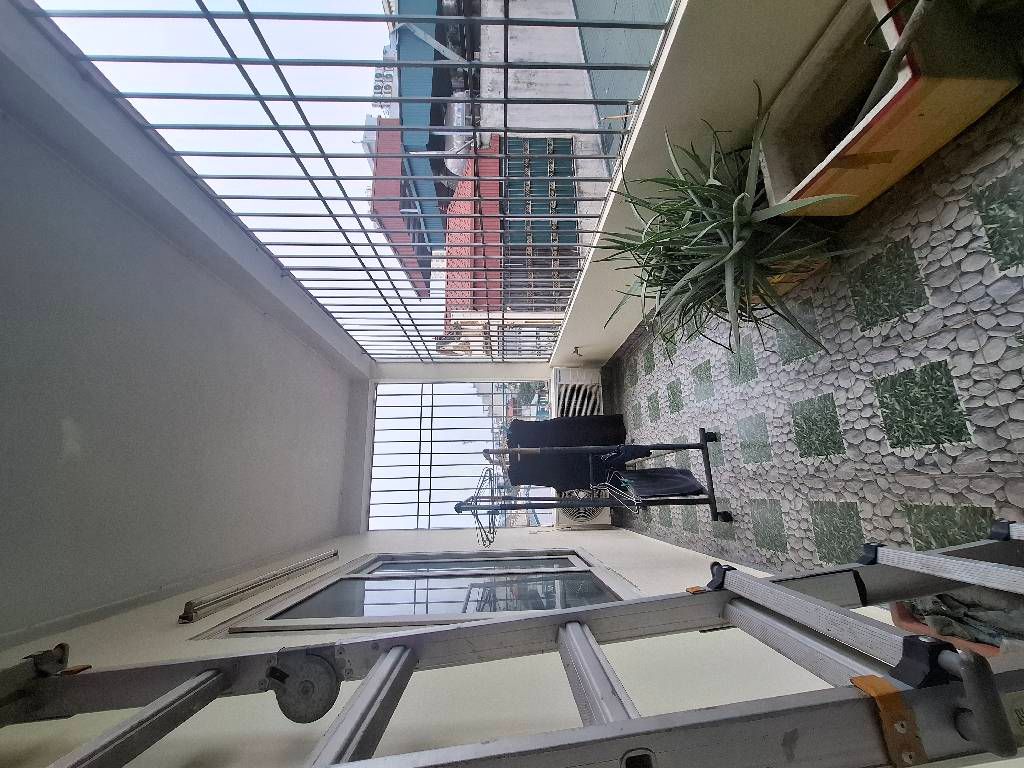 Bán nhà Lĩnh Nam - diện tích 35m2 4 tầng - Ngõ nông gần chợ - giá 8,1 tỷ