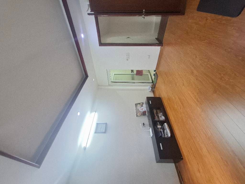 Bán nhà Lĩnh Nam - diện tích 35m2 4 tầng - Ngõ nông gần chợ - giá 8,1 tỷ