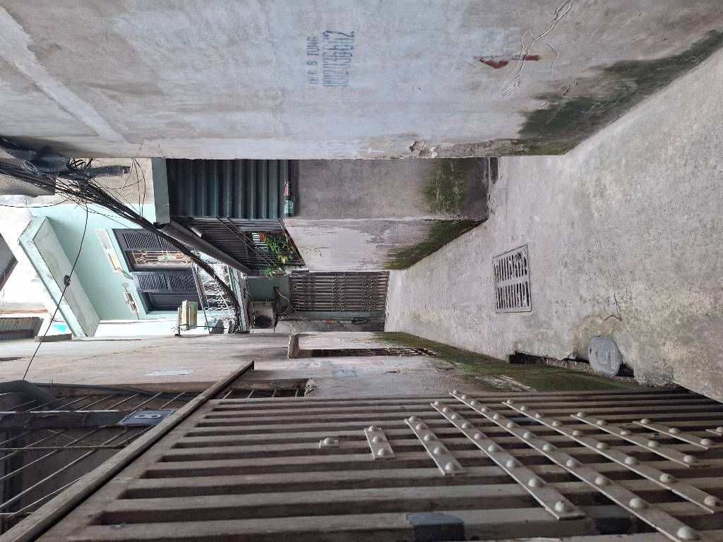 Bán nhà Lĩnh Nam - diện tích 35m2 4 tầng - Ngõ nông gần chợ - giá 8,1 tỷ