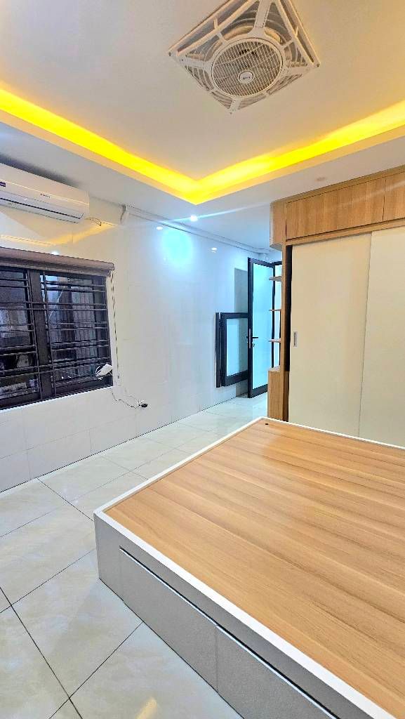 Bán nhà Lạc Trung - diện tích 44.2m2 5 tầng - Ô TÔ VÀO NHÀ - giá 17,8 tỷ