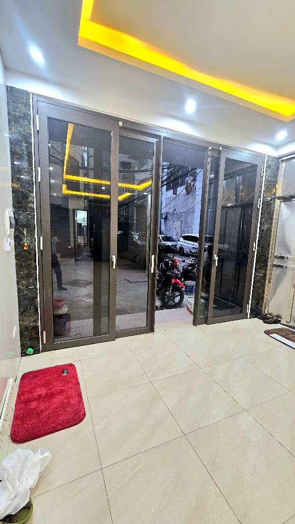 Bán nhà Lạc Trung - diện tích 44.2m2 5 tầng - Ô TÔ VÀO NHÀ - giá 17,8 tỷ