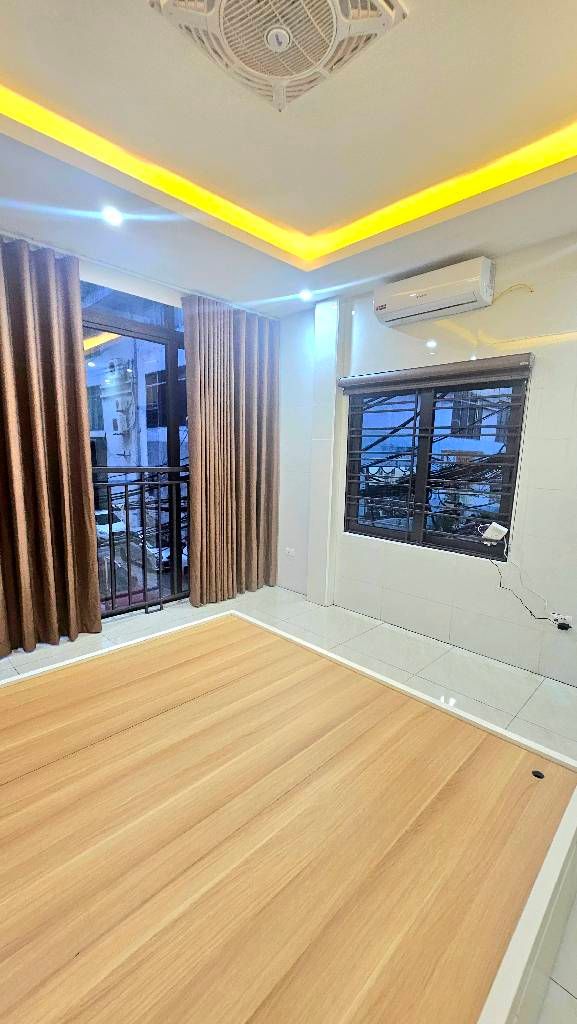 Bán nhà Lạc Trung - diện tích 44.2m2 5 tầng - Ô TÔ VÀO NHÀ - giá 17,8 tỷ