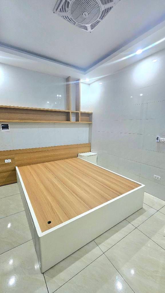 Bán nhà Lạc Trung - diện tích 44.2m2 5 tầng - Ô TÔ VÀO NHÀ - giá 17,8 tỷ