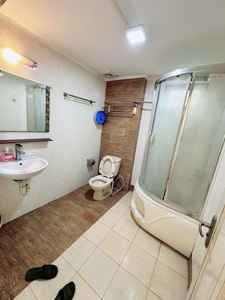 Bán nhà Nguyễn Lương Bằng - diện tích 63.8m2 5 tầng - Lô góc 3 thoáng - giá 19,98 tỷ