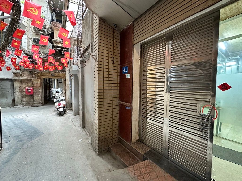 Bán nhà Nguyễn Lương Bằng - diện tích 63.8m2 5 tầng - Lô góc 3 thoáng - giá 19,98 tỷ