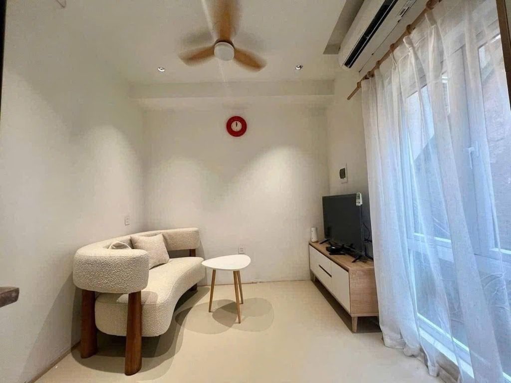 Bán nhà Văn Chương - diện tích 14m2 5 tầng - lô góc - giá 3,2 tỷ