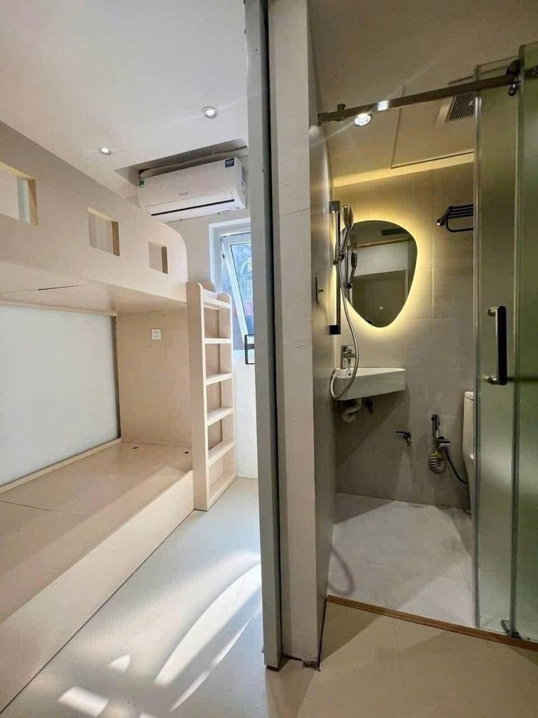 Bán nhà Văn Chương - diện tích 14m2 5 tầng - lô góc - giá 3,2 tỷ