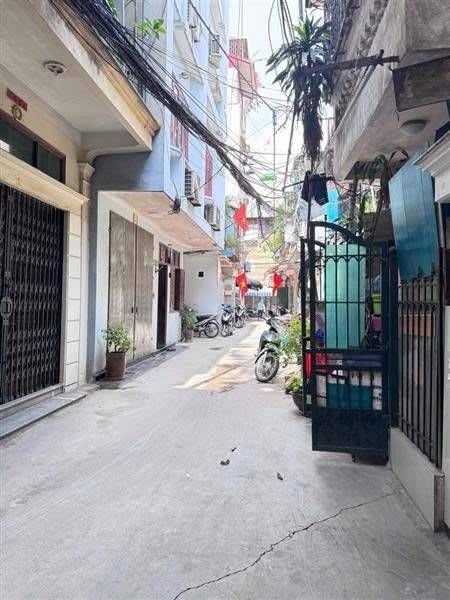 Bán nhà Khâm Thiên - diện tích 42m2 6 tầng - Cực hiếm - giá 11 tỷ