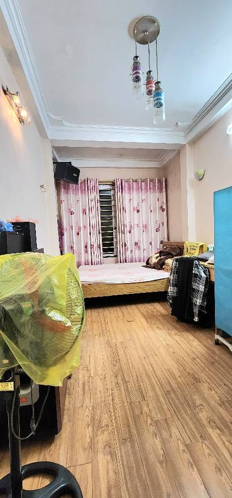 Bán nhà Kim Ngưu - diện tích 22m2 5 tầng - ô tô tránh - giá 10,5 tỷ