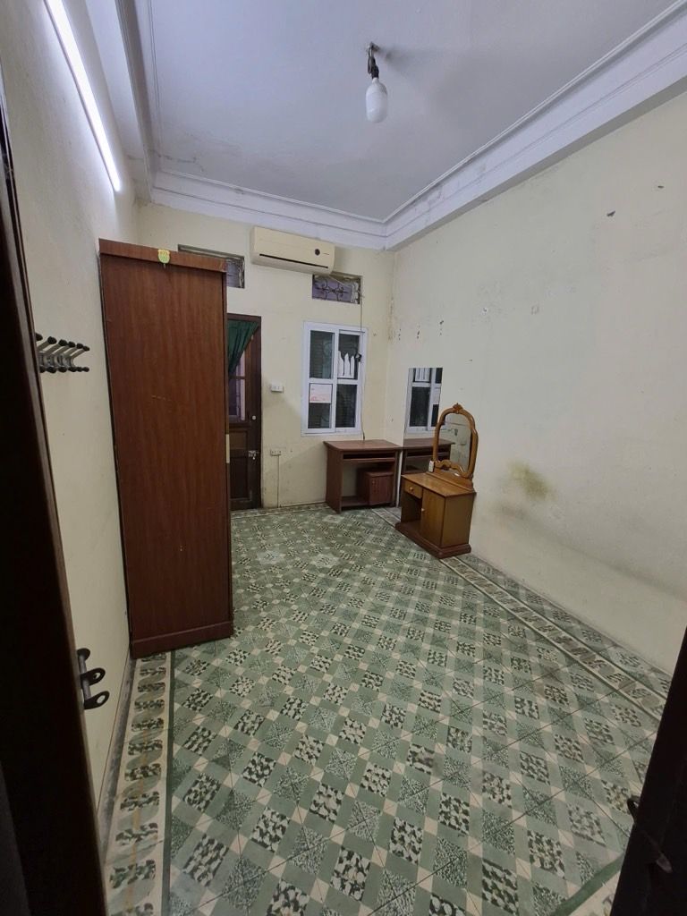 Bán nhà Minh Khai - diện tích 24,8m2 4 tầng - Ô tô sát cửa - giá 7,5 tỷ