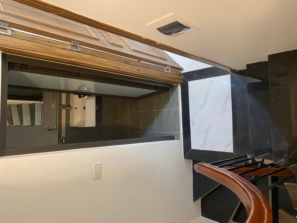 Bán nhà Tôn Đức Thắng - diện tích 23,6m2 5 tầng - ô tô tránh - giá 8,35 tỷ