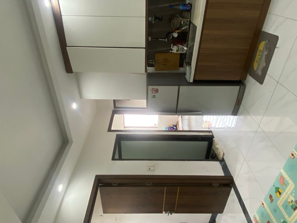 Bán nhà Quan Nhân - diện tích 52m2 1 tầng - thang máy - giá 2,8 tỷ