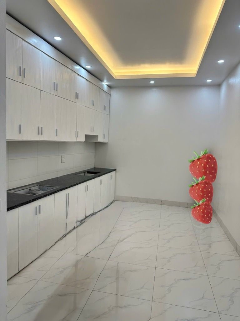 Bán nhà Giải Phóng - diện tích 58,3m2 3 tầng - ô tô đỗ cửa - giá 3,7 tỷ