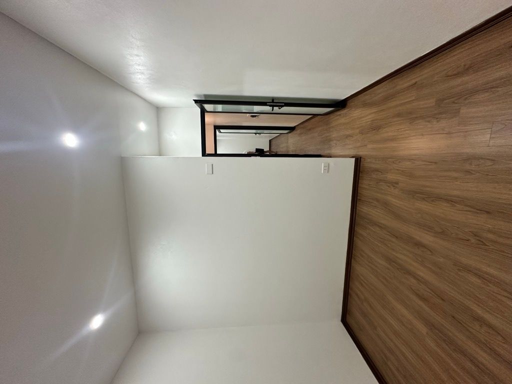 Bán nhà Giải Phóng - diện tích 58,3m2 3 tầng - ô tô đỗ cửa - giá 3,7 tỷ