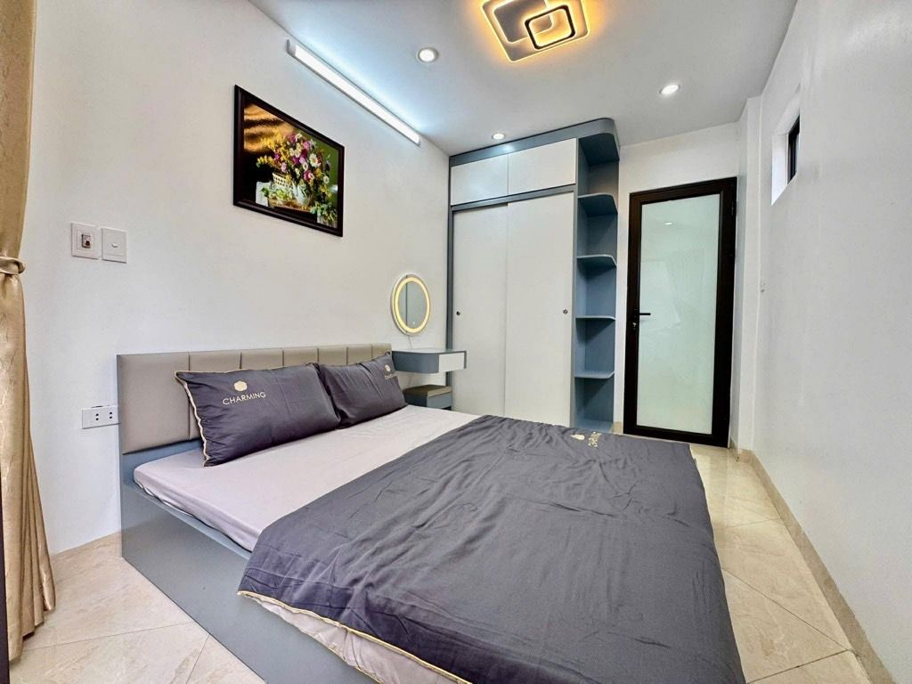 Bán nhà Đình Đông - diện tích 16,6m2 4 tầng - Nhà riêng full nội thất - giá 5 tỷ