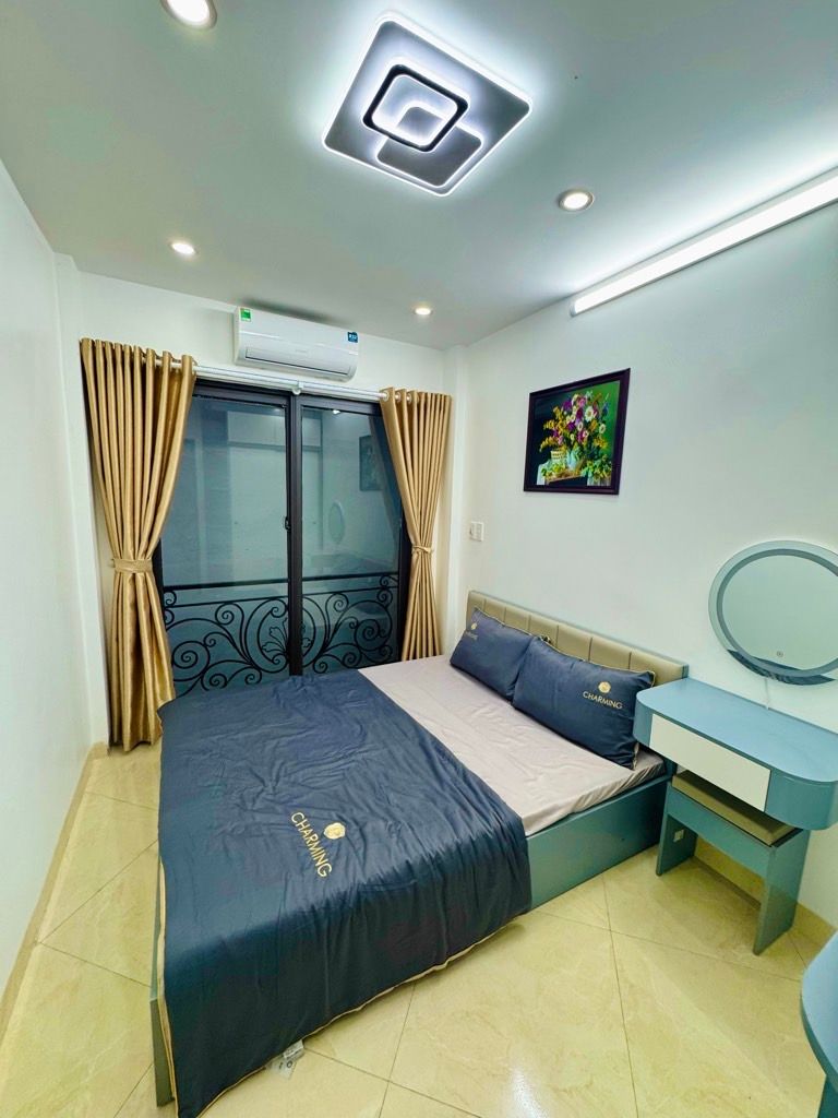 Bán nhà Đình Đông - diện tích 16,6m2 4 tầng - Nhà riêng full nội thất - giá 5 tỷ