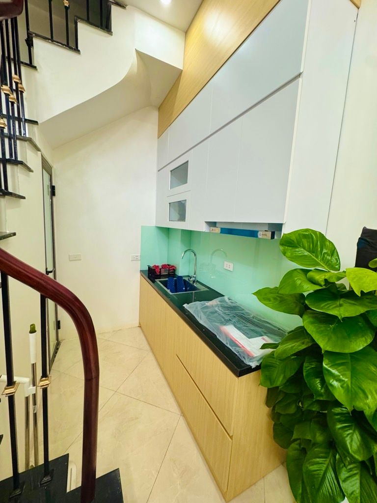 Bán nhà Đình Đông - diện tích 16,6m2 4 tầng - Nhà riêng full nội thất - giá 5 tỷ