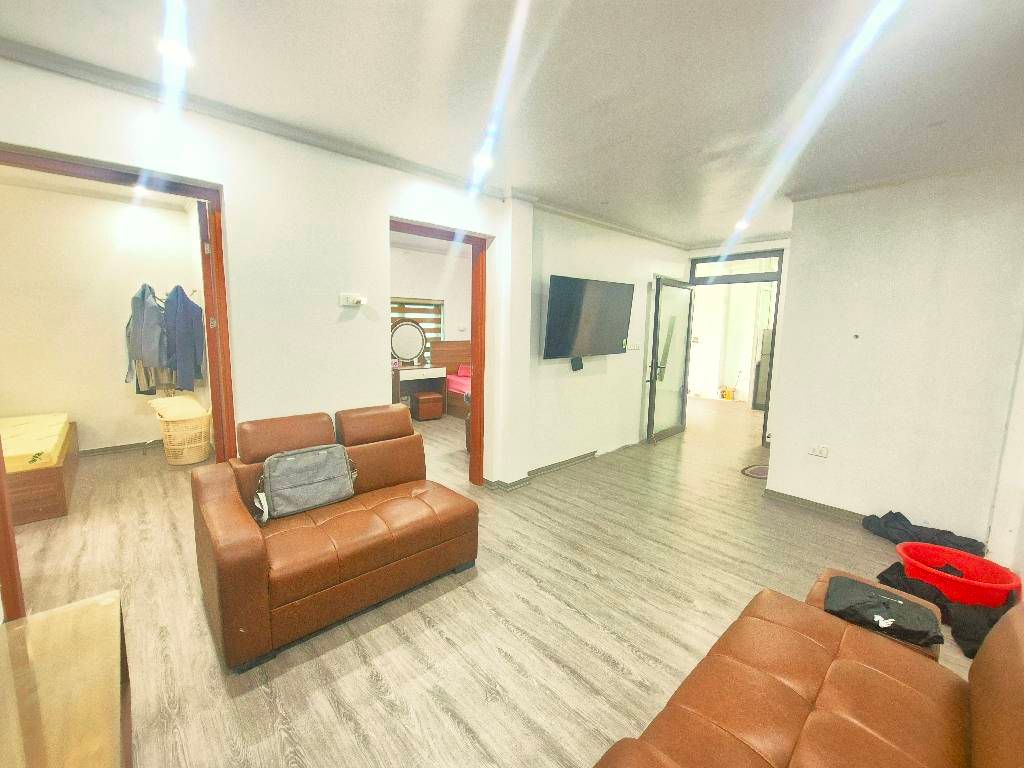 Bán nhà Nguyễn Trãi - diện tích 79m2 1 tầng - CĂN GÓC 2 THOÁNG - giá 3,15 tỷ