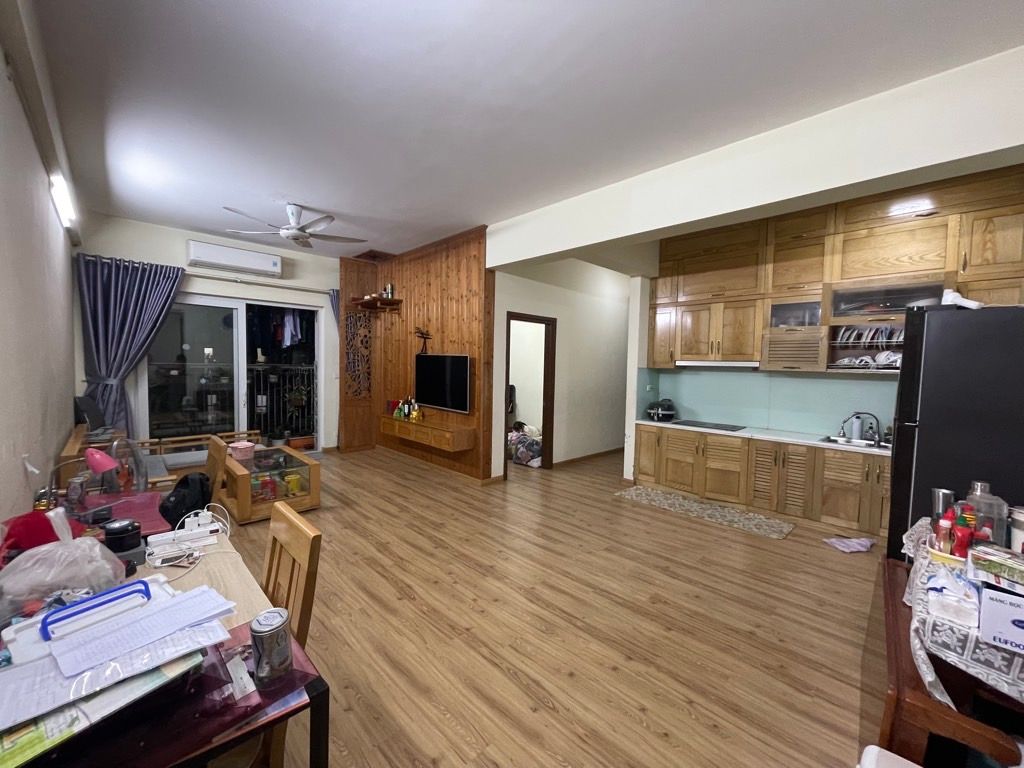 Bán căn hộ Thông Tấn Xã - diện tích 104m2 1 tầng - Căn hộ 3 ngủ - giá 9,6 tỷ