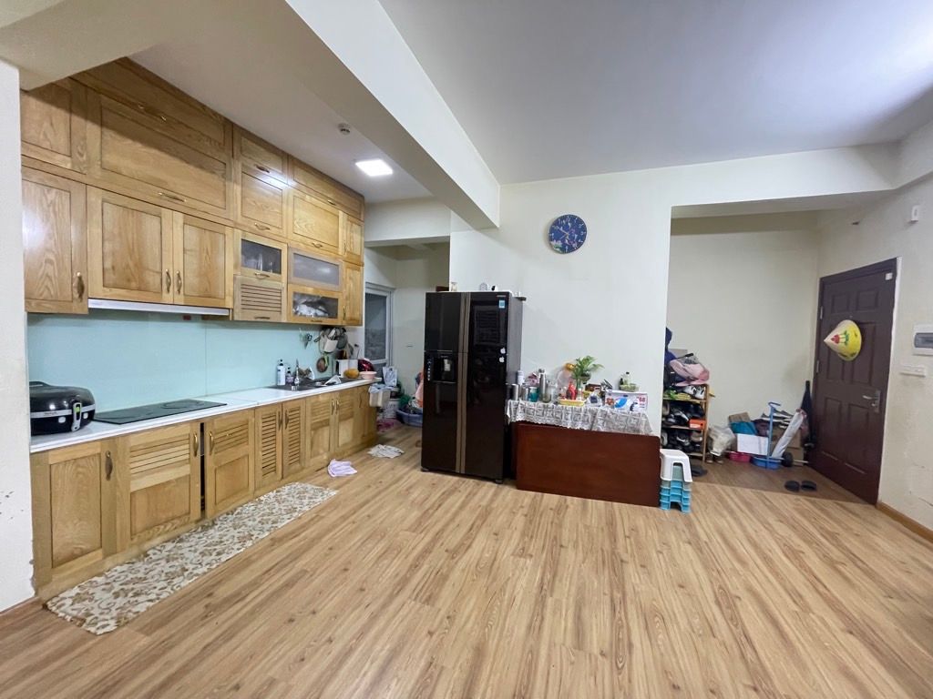 Bán căn hộ Thông Tấn Xã - diện tích 104m2 1 tầng - Căn hộ 3 ngủ - giá 9,6 tỷ