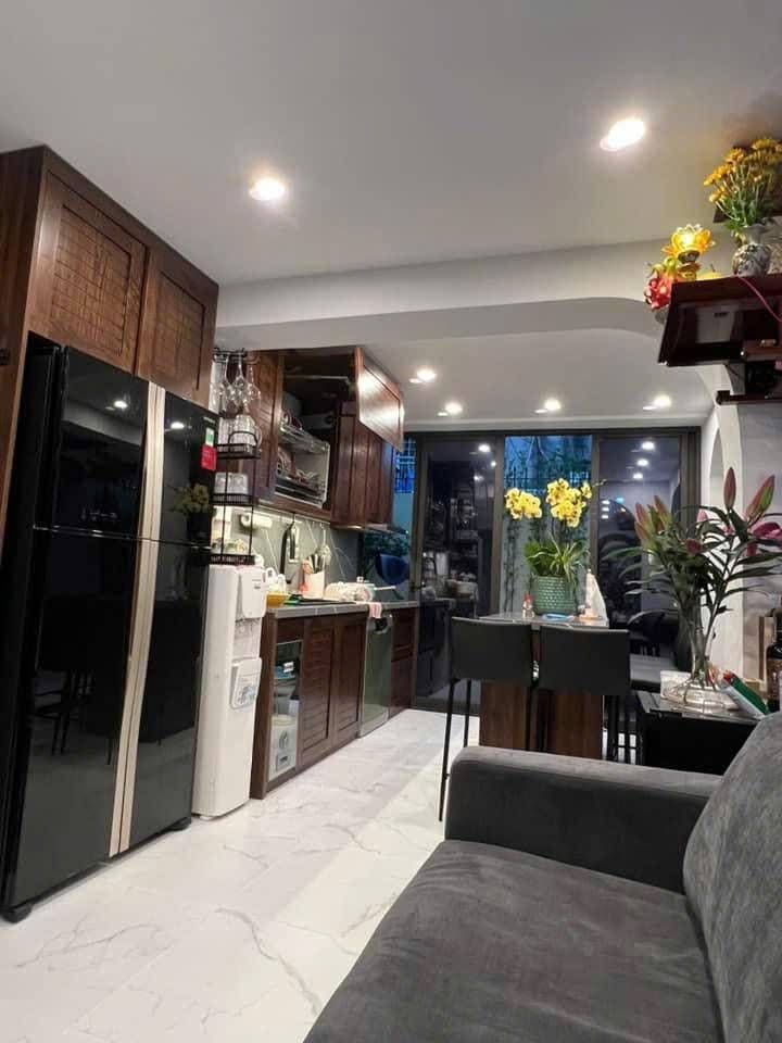 Bán nhà Bùi Ngọc Dương - diện tích 42.2m2 1 tầng - Nhà đẹp hiếm có - giá 8,5 tỷ