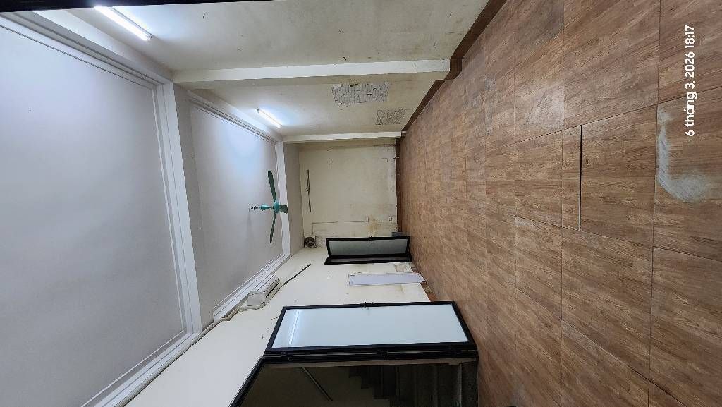 Bán nhà Bùi Xương Trạch - diện tích 38m2 3 tầng - Mặt ngõ thông ô tô tránh - giá 5,25 tỷ