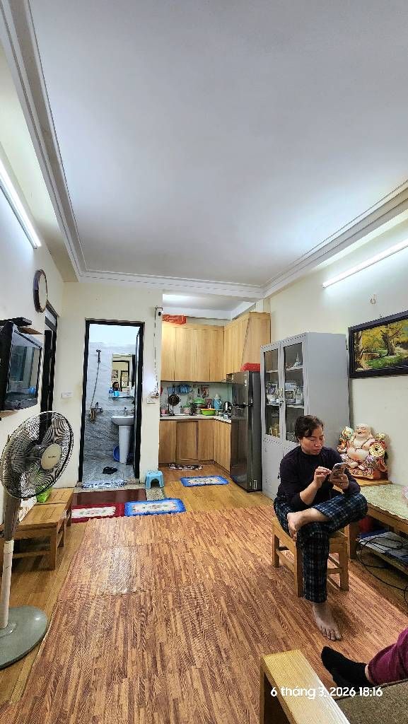 Bán nhà Bùi Xương Trạch - diện tích 38m2 3 tầng - Mặt ngõ thông ô tô tránh - giá 5,25 tỷ