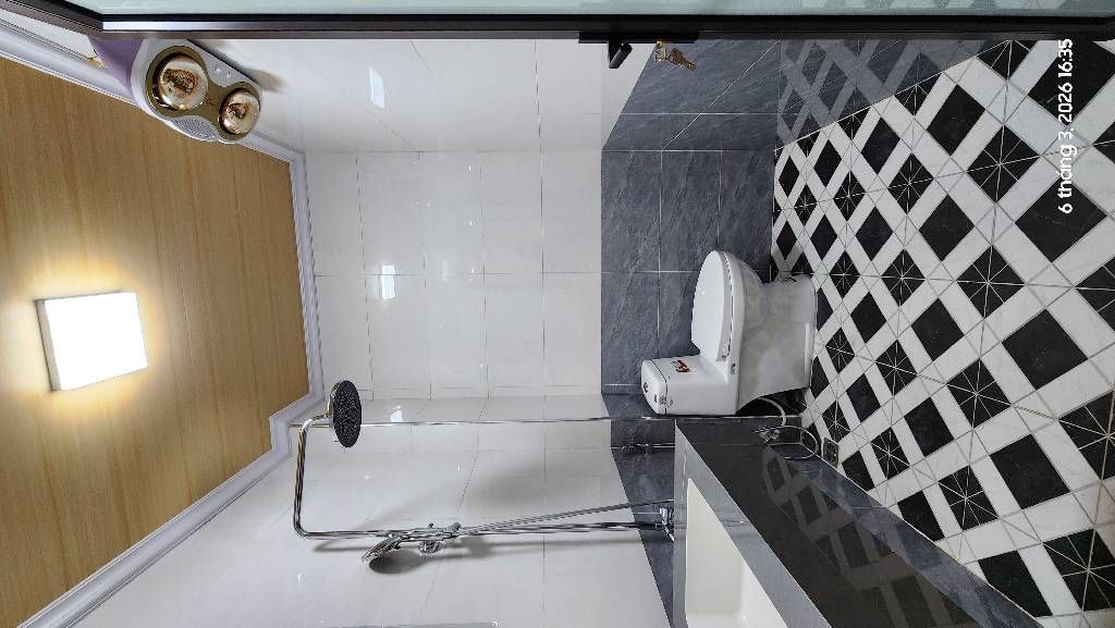 Bán nhà Bùi Xương Trạch - diện tích 42m2 3 tầng - Lô góc thoáng sáng - giá 6,2 tỷ