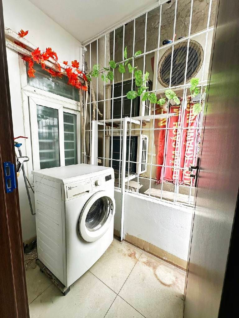 Bán nhà Bạch Mai - diện tích 56m2 1 tầng - Căn hộ mini 3 ngủ, mới đẹp full nội thất - giá 3,15 tỷ