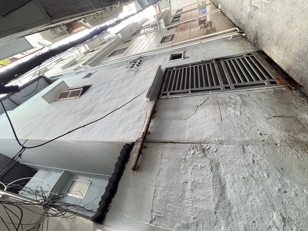 Bán nhà Hoàng Văn Thái - diện tích 52m2 3 tầng - Ngõ 128 - giá 14,15 tỷ