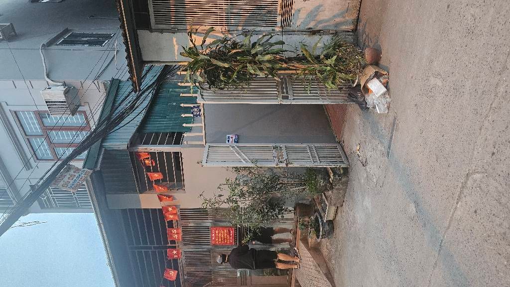 Bán nhà Nam Dư - diện tích 30m2 4 tầng - ô tô đỗ cổng - giá 6,9 tỷ