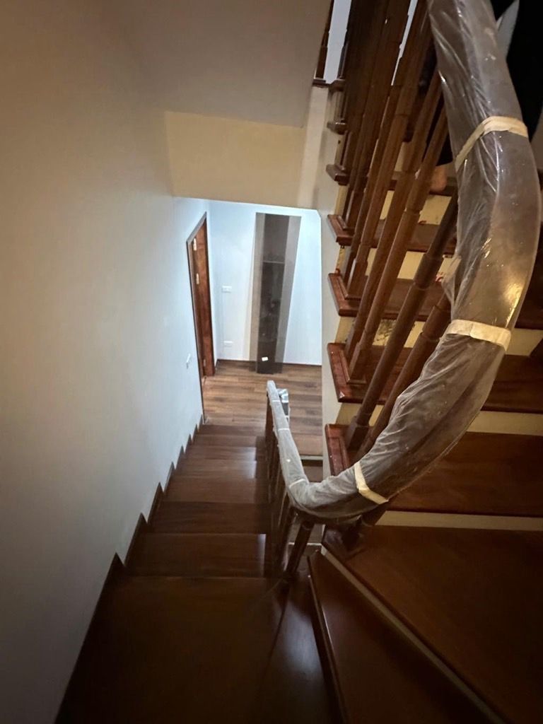 Bán nhà Minh Khai - diện tích 55.9m2 6 tầng - Ô tô đỗ cửa - giá 16,9 tỷ