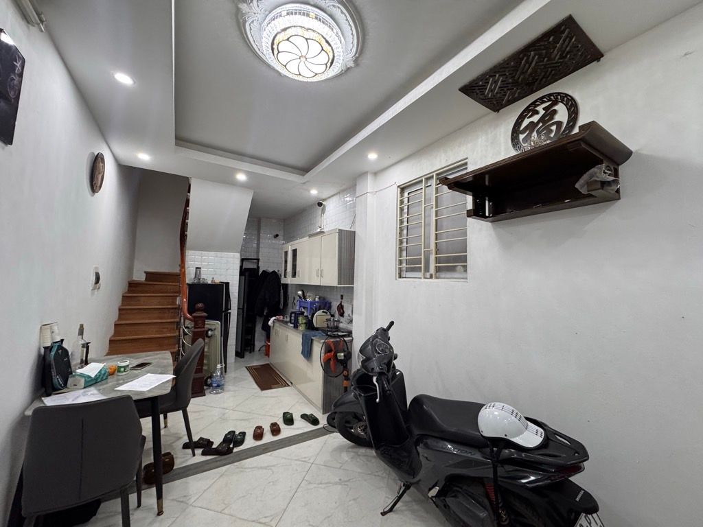 Bán nhà Bùi Xương Trạch - diện tích 21m2 4 tầng - Nhà lô góc 2 mặt thoáng - giá 3,2 tỷ