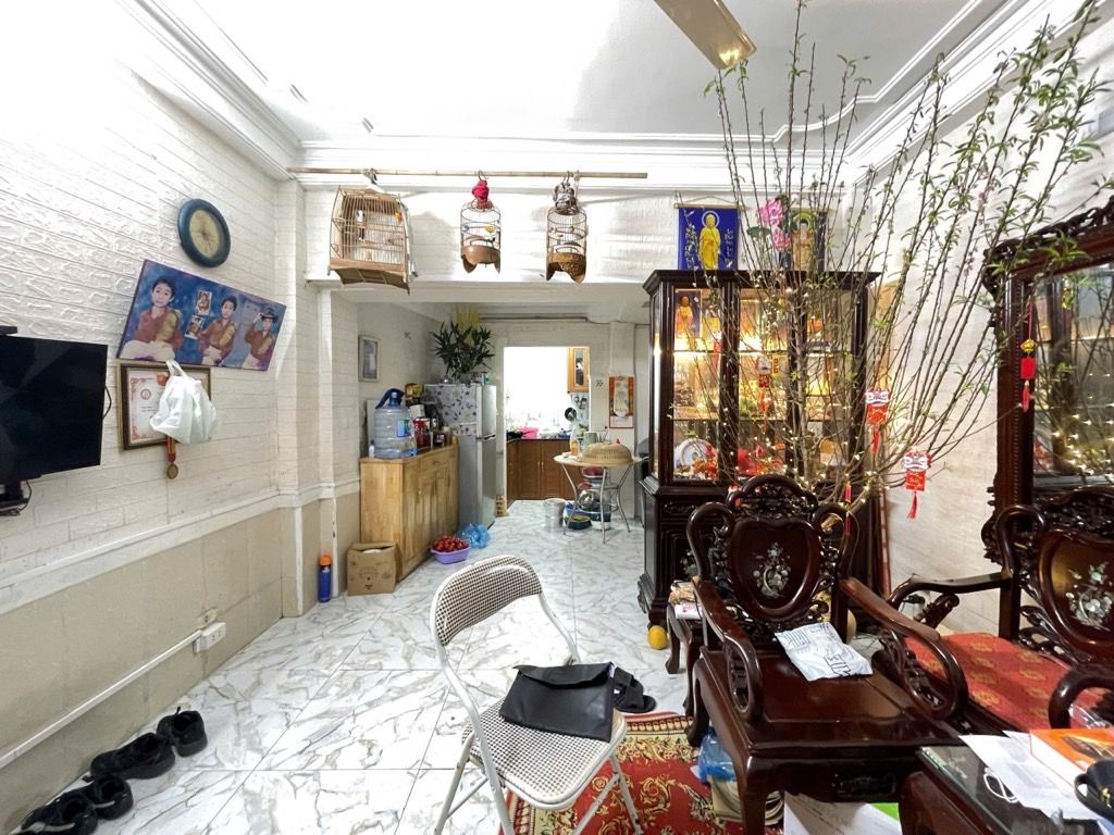 Bán nhà Lương Sử A - diện tích 32.3m2 4 tầng - Lô góc - giá 6,9 tỷ