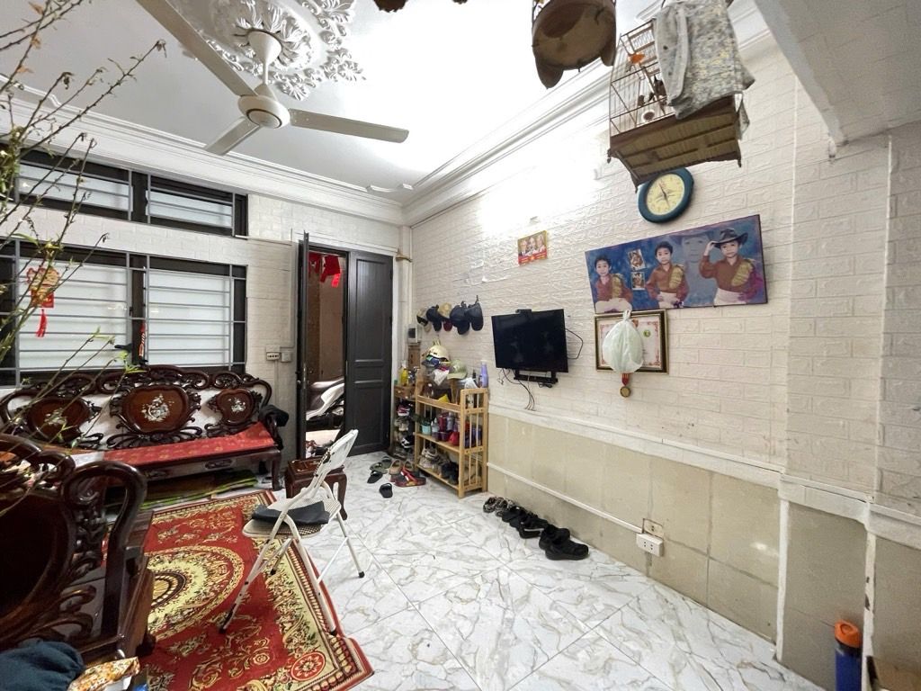 Bán nhà Lương Sử A - diện tích 32.3m2 4 tầng - Lô góc - giá 6,9 tỷ