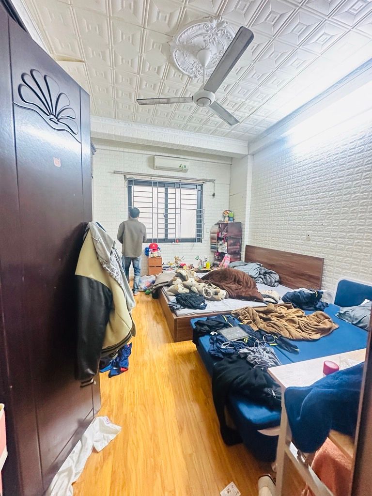 Bán nhà Lương Sử A - diện tích 32.3m2 4 tầng - Lô góc - giá 6,9 tỷ