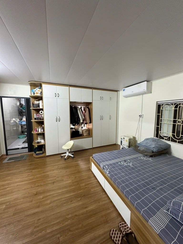 Bán nhà Tây Sơn - diện tích 100m2 3 tầng - Lô góc 2 ban công - giá 6,3 tỷ