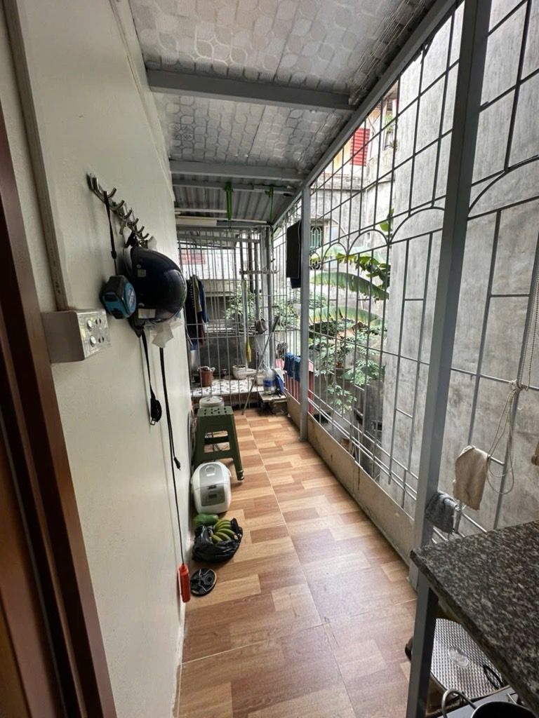 Bán nhà Tây Sơn - diện tích 100m2 3 tầng - Lô góc 2 ban công - giá 6,3 tỷ