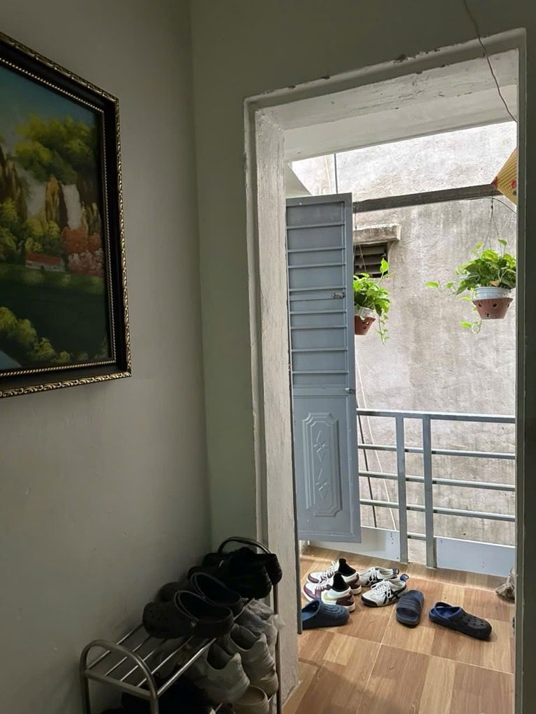 Bán nhà Tây Sơn - diện tích 100m2 3 tầng - Lô góc 2 ban công - giá 6,3 tỷ