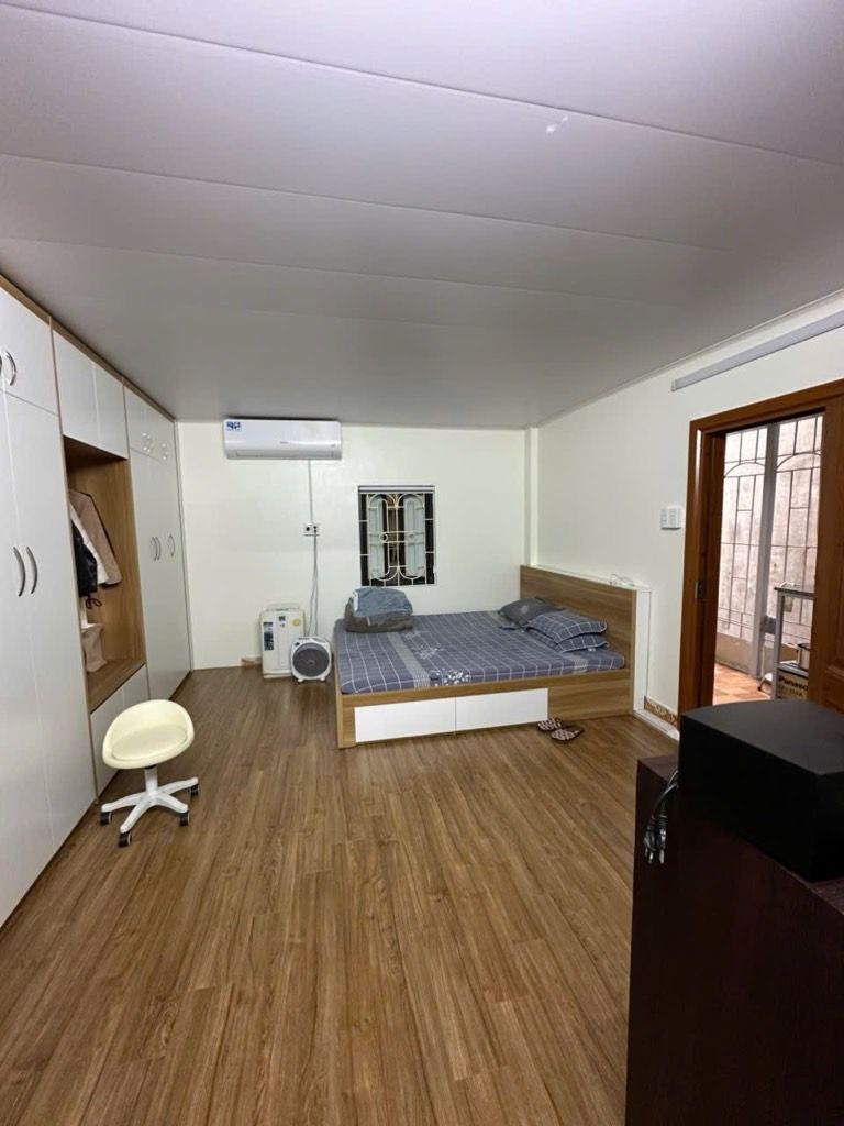 Bán nhà Tây Sơn - diện tích 100m2 3 tầng - Lô góc 2 ban công - giá 6,3 tỷ