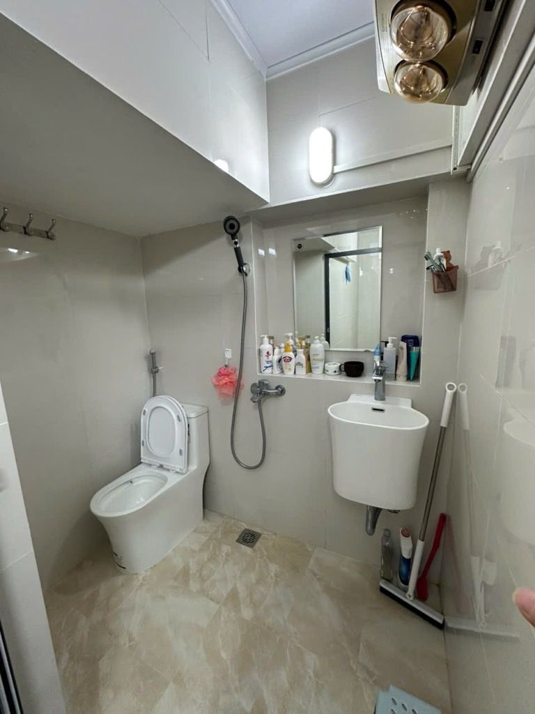 Bán nhà Tây Sơn - diện tích 100m2 3 tầng - Lô góc 2 ban công - giá 6,3 tỷ