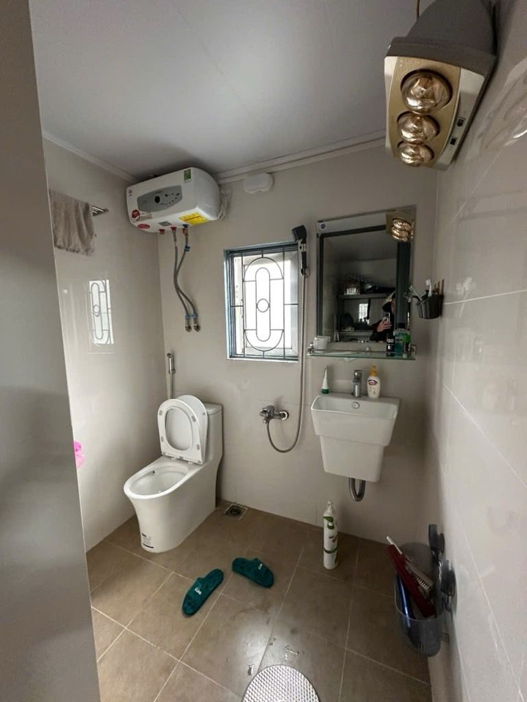 Bán nhà Tây Sơn - diện tích 100m2 3 tầng - Lô góc 2 ban công - giá 6,3 tỷ