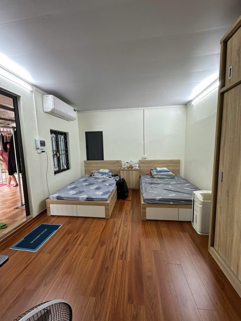 Bán nhà Tây Sơn - diện tích 100m2 3 tầng - Lô góc 2 ban công - giá 6,3 tỷ