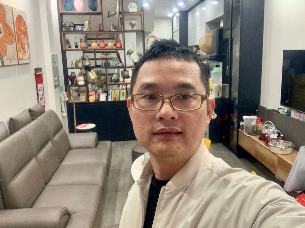 Bán nhà Định Công Thượng - diện tích 36.7m2 5 tầng - 2 mặt thoáng - giá 13,2 tỷ