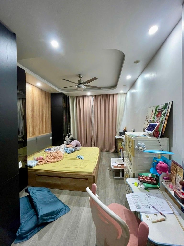 Bán nhà Định Công Thượng - diện tích 36.7m2 5 tầng - 2 mặt thoáng - giá 13,2 tỷ