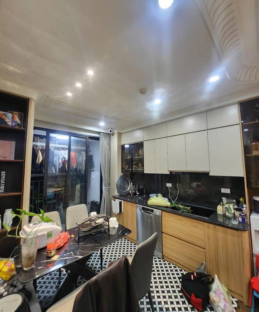 Bán nhà Trần Hòa - diện tích 69,9m2 10 tầng - Căn hộ đẹp, nội thất xịn - giá 6,3 tỷ