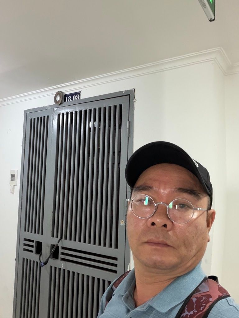 Bán nhà Hoàng Văn Thái - diện tích 78.4m2 1 tầng - Ô tô đỗ nội khu - giá 8,26 tỷ